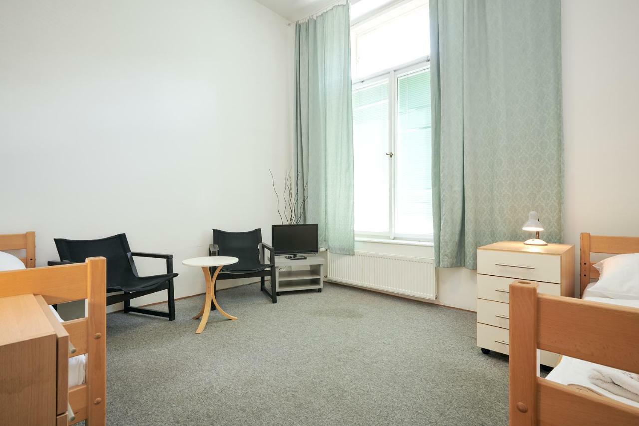 Hostel Mikolase Alse ปราก ภายนอก รูปภาพ