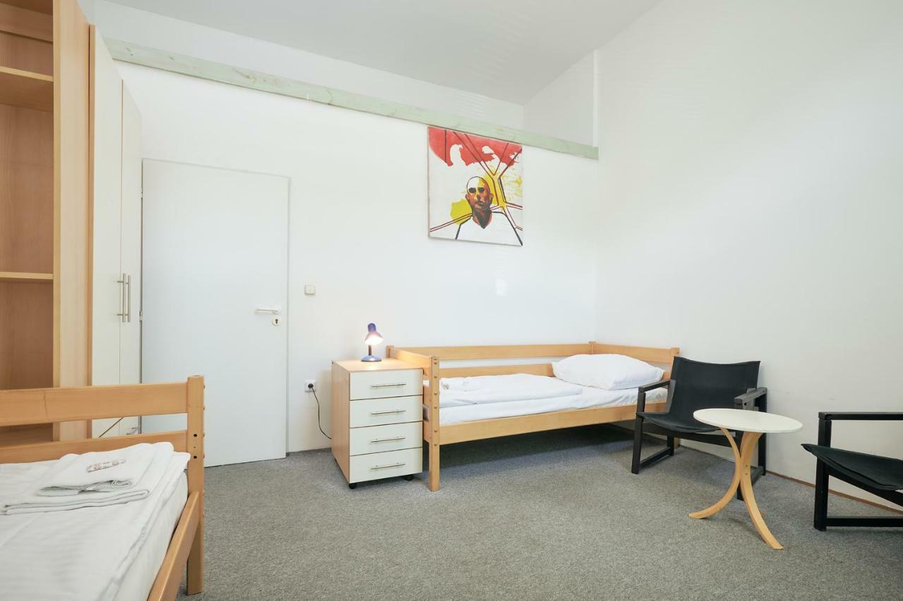 Hostel Mikolase Alse ปราก ภายนอก รูปภาพ