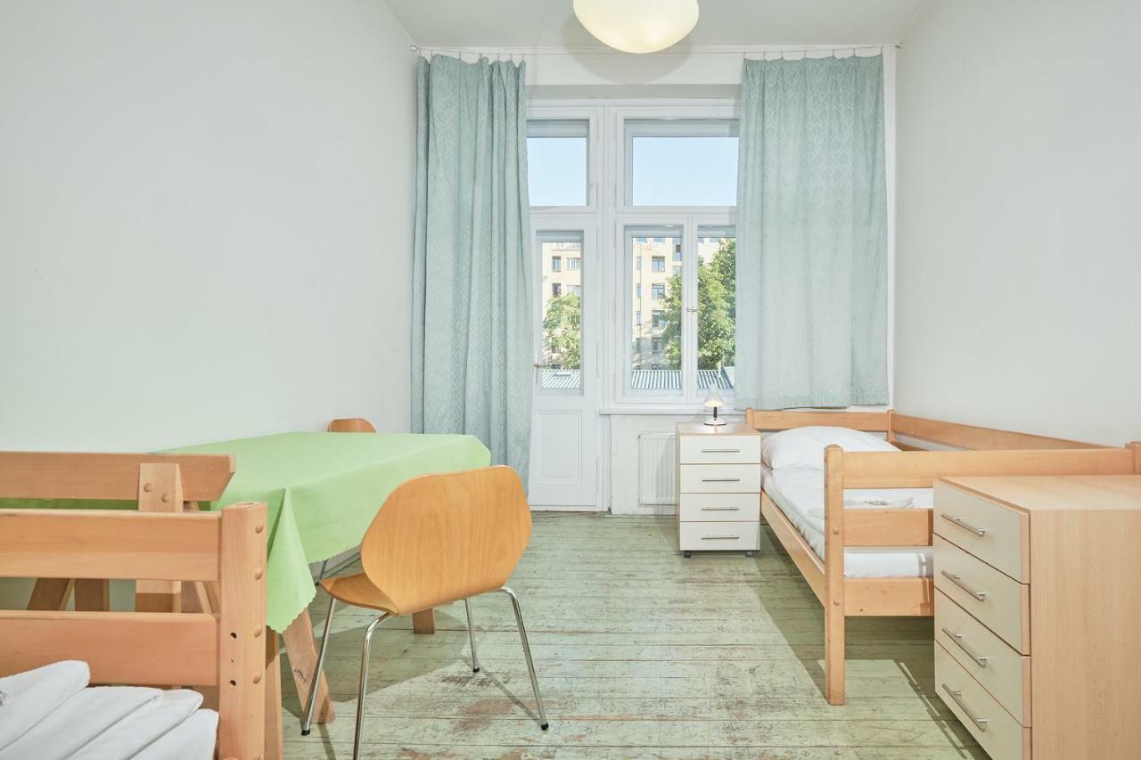 Hostel Mikolase Alse ปราก ภายนอก รูปภาพ